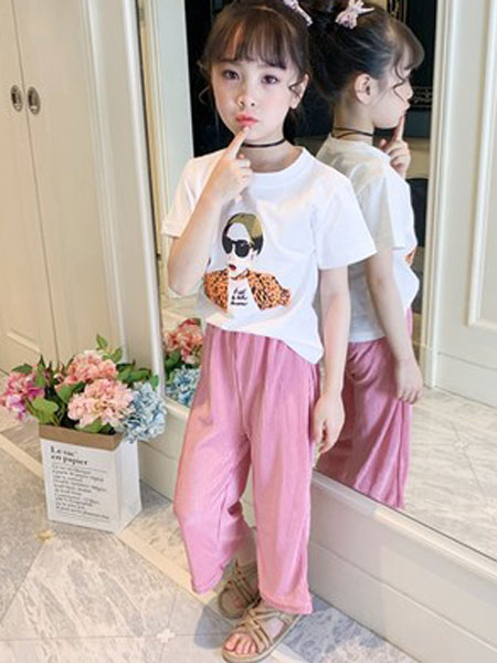 喆思喆童装品牌2019春夏时髦T恤压轴裤两件套