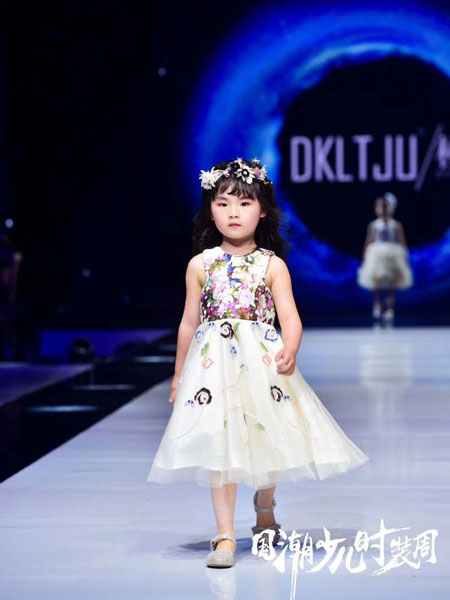 DKLTJU童装品牌2019春夏女童演出服儿童礼服公主裙