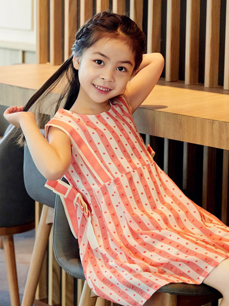 童装品牌2019春夏新款韩版小女孩无袖红色波点裙