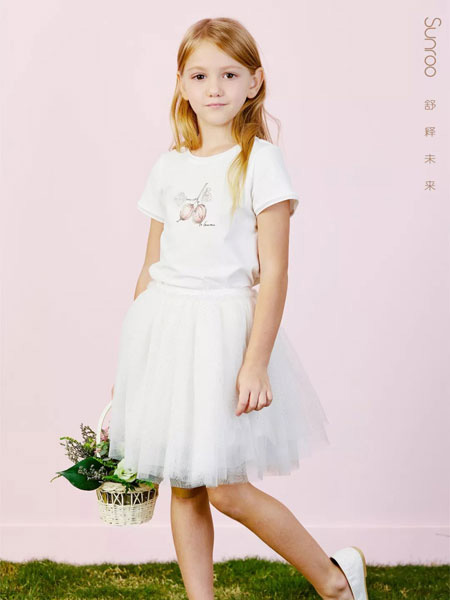 Sunroo阳光鼠童装品牌2019春夏新款时尚压印花朵薄纱半身裙