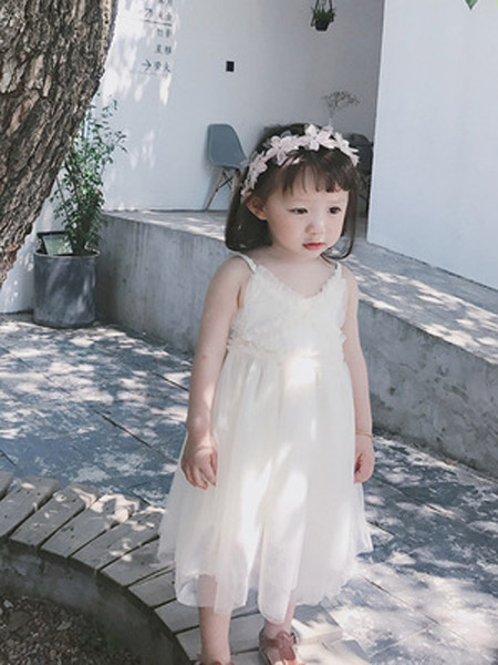 童装品牌2019春夏新款韩版连衣裙吊带纱裙仙女拼接蓬蓬裙