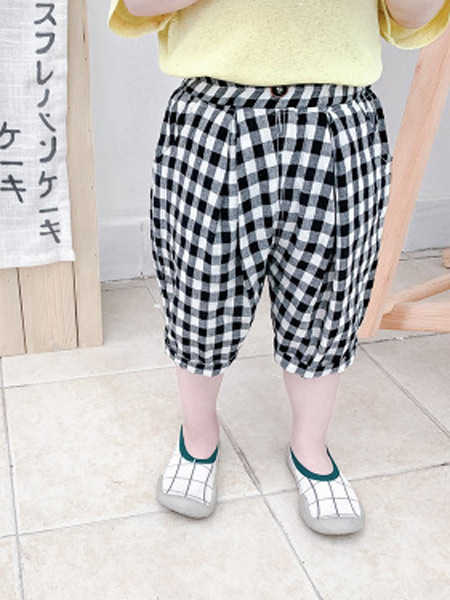 童装品牌2019春夏新款韩版黑白格子洋气五分裤休闲裤