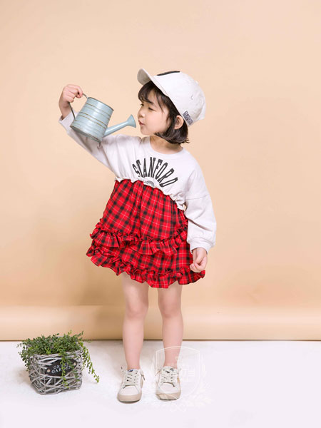 童装品牌2019秋季韩版女童假两件卫衣裙