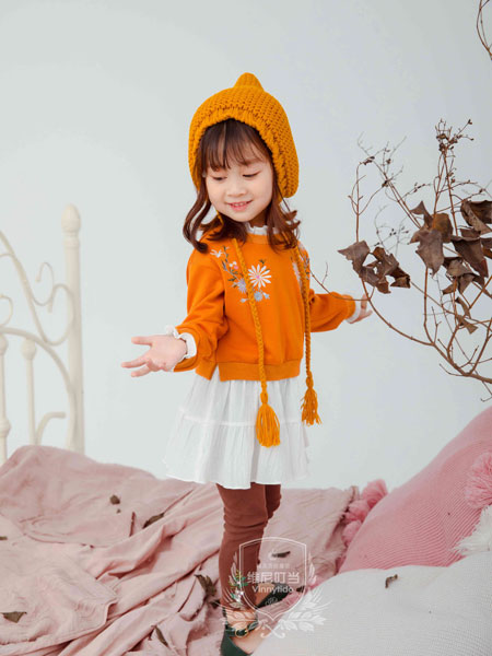 童装品牌2019秋季新款女童泡泡袖洋气卫衣儿童时髦套头衫上衣