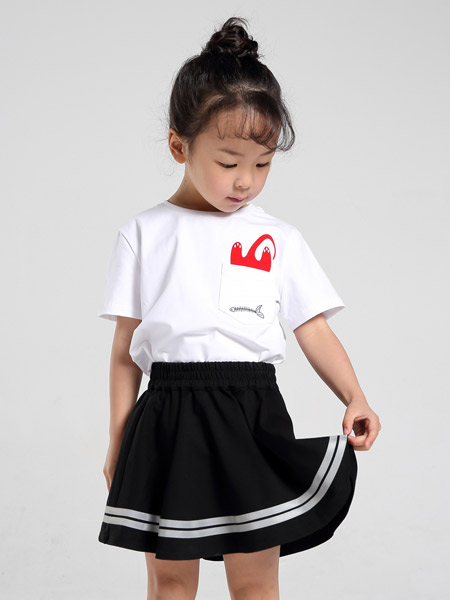 童装品牌2019春夏新款韩版休闲纯色纯棉趣味印花图案短袖T恤