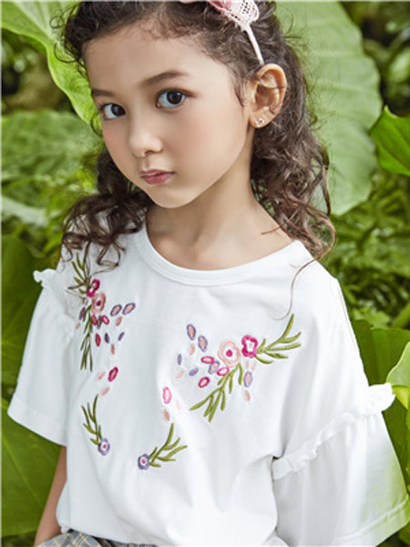 童装品牌2019春夏新款宽松韩版喇叭袖短袖T恤