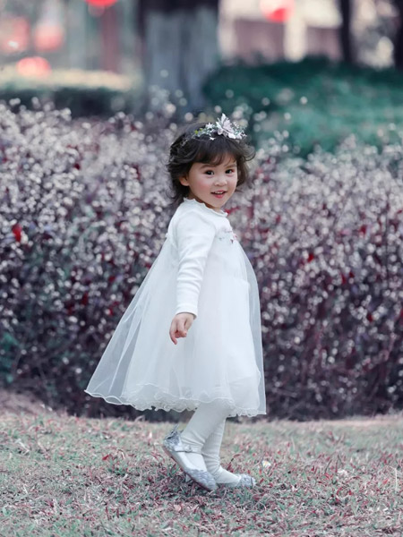 妮可贝贝童装品牌2019秋季新款韩版蕾丝裙子洋气公主裙
