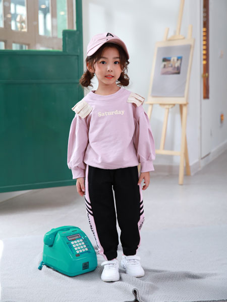 童装品牌2019秋季儿童纯棉字母灯笼袖韩版公主上衣