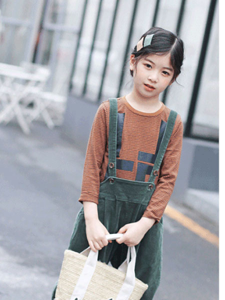 爱蕾尔童装品牌2019秋冬韩版格子背带裤女宝宝潮衣休闲两件套