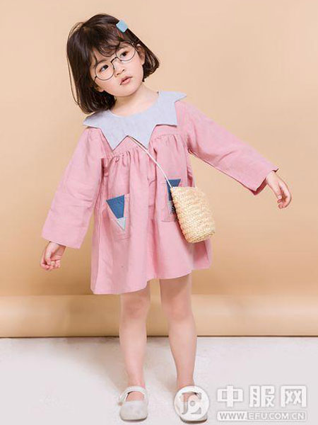 维尼叮当童装童装品牌2019秋季粉色韩版拼色娃娃领连衣裙