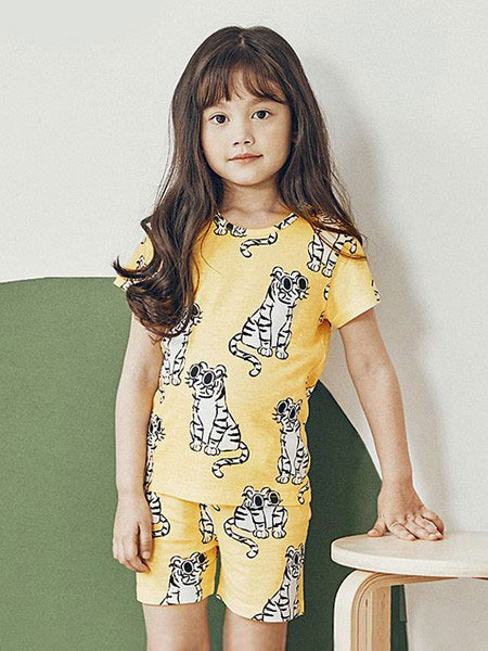 末一末一童装品牌2019春夏宝宝薄款竹纤维短袖短裤进口童装