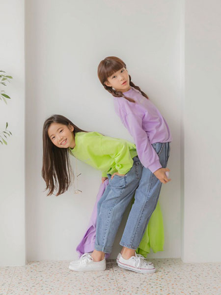 Stylenoriter童装品牌2019秋冬纯色长袖T恤