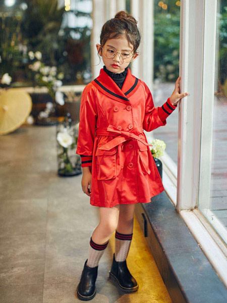 童装品牌2019秋冬红色裙子