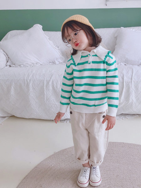 菲瑞娅童装品牌2019秋季绿色条纹上衣