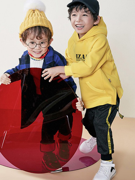 DIZAI童装品牌2019春夏美国队长时尚套头外套
