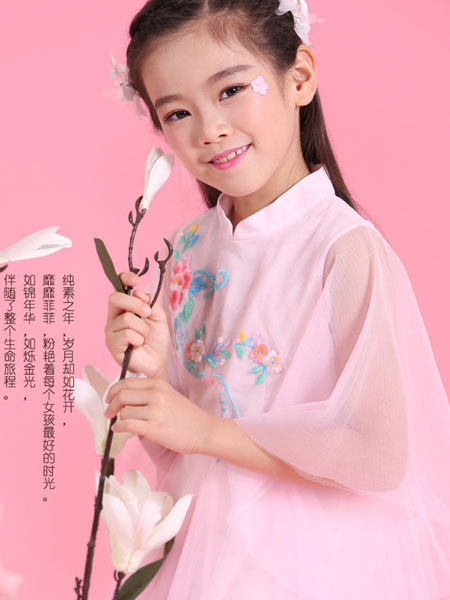 汪小荷童装品牌2019春夏中国风文艺小清新茶服套装