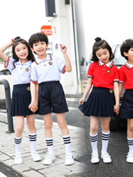 童装品牌2019春夏红色T恤套装毕业表演儿童中小学校服