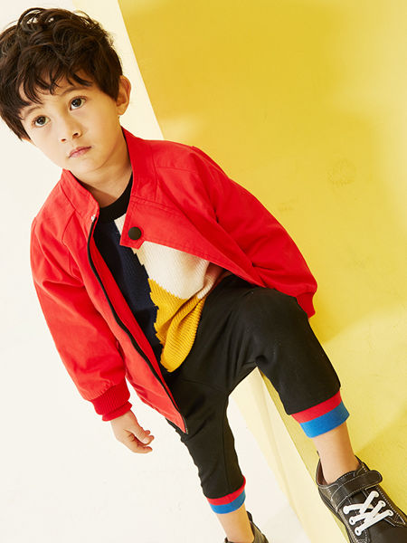 未来之星童装品牌2020春夏新款红色外套