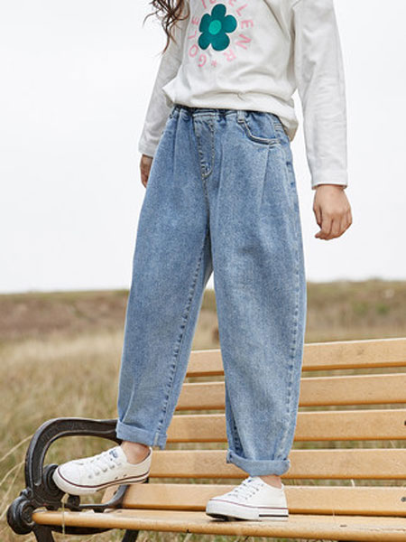 女童牛仔裤2020春季新款洋气韩版时髦儿童长裤外穿中大童宽松裤子