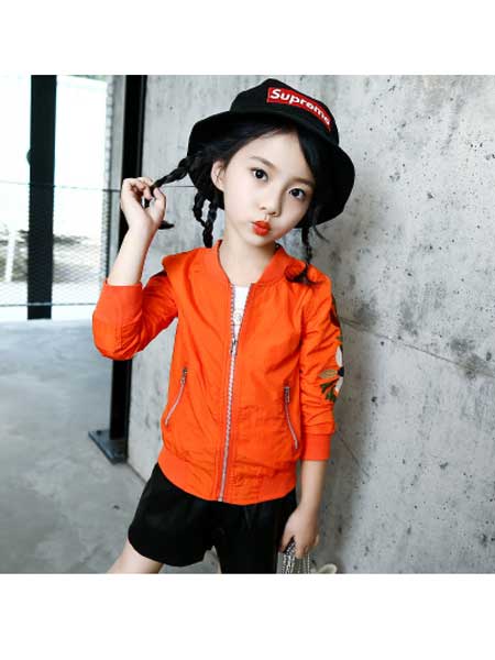 童装品牌2020春夏韩版新款女童时尚外套长袖口袋拉链绣花夹克
