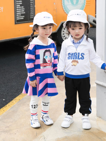 棉之子童装品牌2020春夏新款纯色条纹图案气质连衣裙