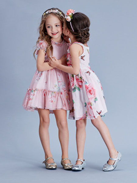 IKKI安娜与艾伦童装品牌2020春夏粉色仙女裙