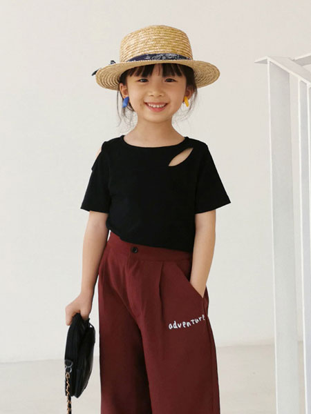 童装品牌2020春夏韩版日系中小童棉宝宝露肩破洞儿童短袖T恤