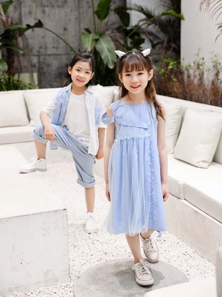 苏格马可童装品牌2020春夏蓝色连衣裙