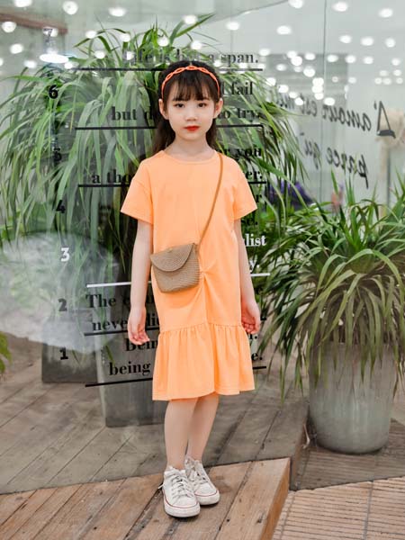 苏格马可童装品牌2020春夏橙色T恤