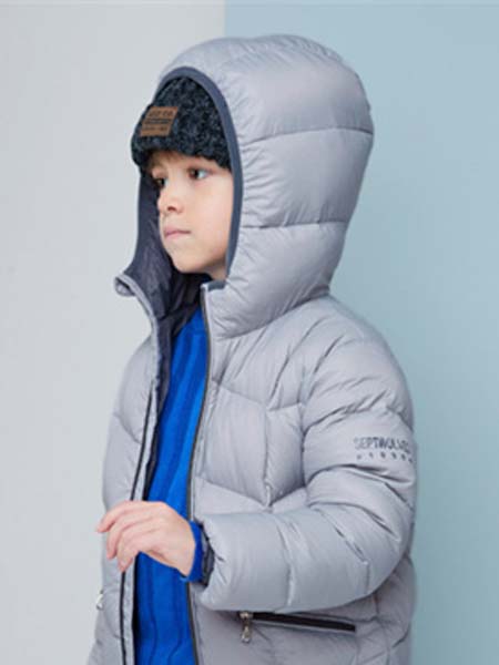 贝蒂小羊童装品牌2020春夏外套保暖