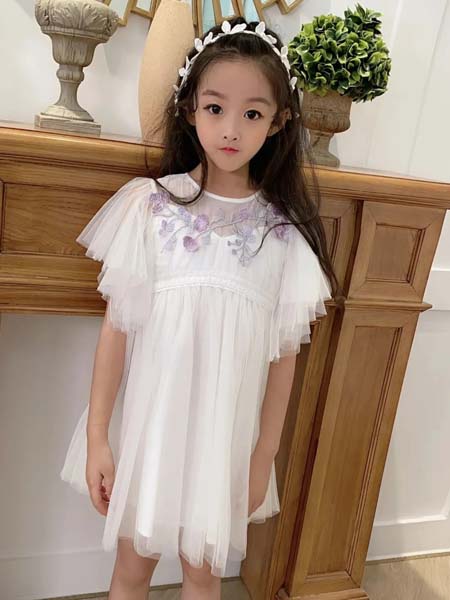 童装品牌2020春夏白色纱网连衣裙