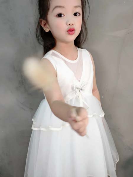 童装品牌2020春夏网纱白色连衣裙