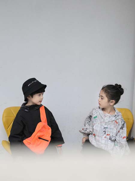 桑语soonyu童装品牌2020春夏黑色针织衫男童