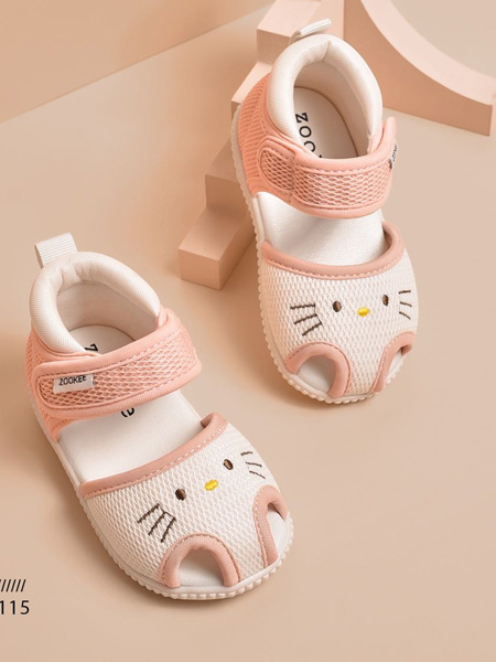 祖奇童鞋品牌2020春夏猫咪粉色包头鞋