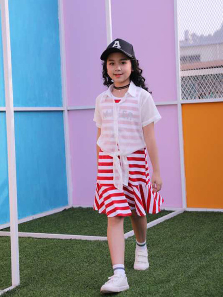 童装品牌2020春夏横纹红色修身连衣裙白纱外套