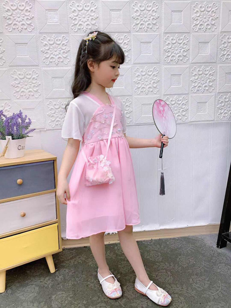 童装品牌2020春夏粉色连衣裙