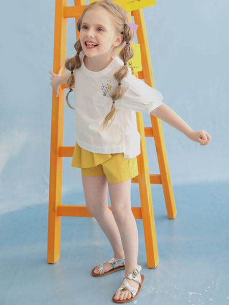 安米莉AMILRIS童装品牌2020春夏白色T恤黄色短裤