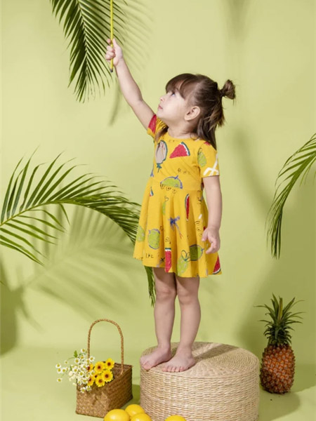 童装品牌2020春夏黄色连衣裙水果