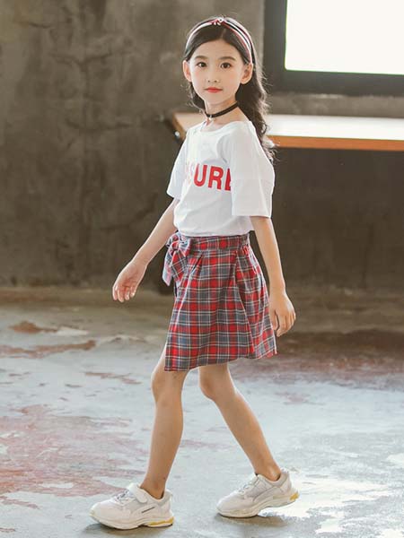 童装品牌2020春夏女童套装韩版童装中大儿童时髦T恤裤裙女孩两件套