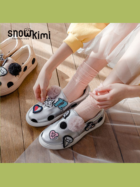 Snowkimi童鞋品牌女童鞋2020春款单鞋儿童板鞋女 女童鞋子韩版潮范儿