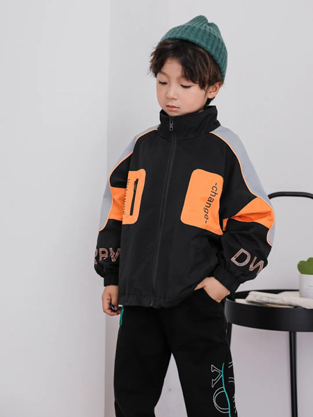 TU图零钱童装品牌2020秋冬黑色橙色拉链外套