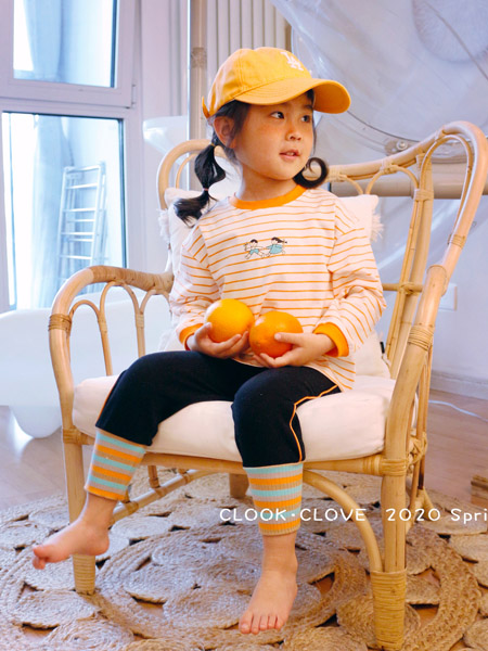 童装品牌2020春横纹橙色长袖T恤