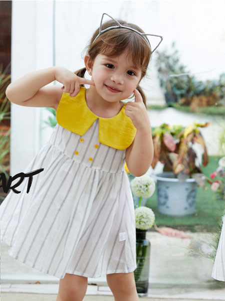 奇宝乐园童装品牌2020春夏娃娃领竖纹白色连衣裙