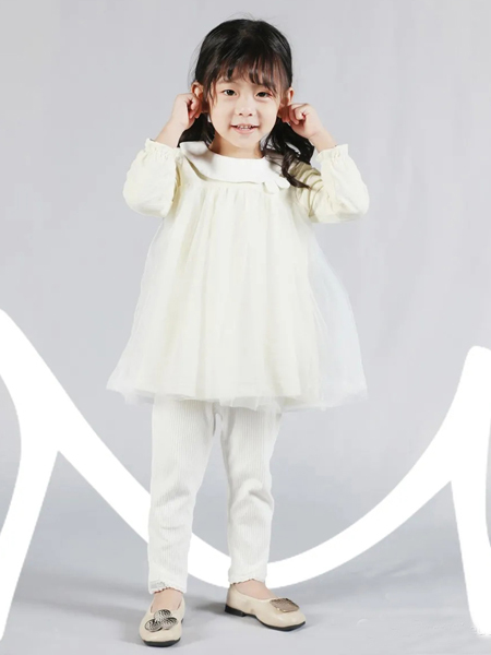 三木比迪童装品牌2020秋冬白色连衣裙