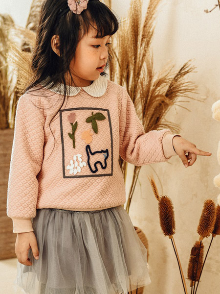 童装品牌2020秋冬粉色针织衫