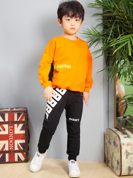 童装品牌2020秋冬字母橙色卫衣