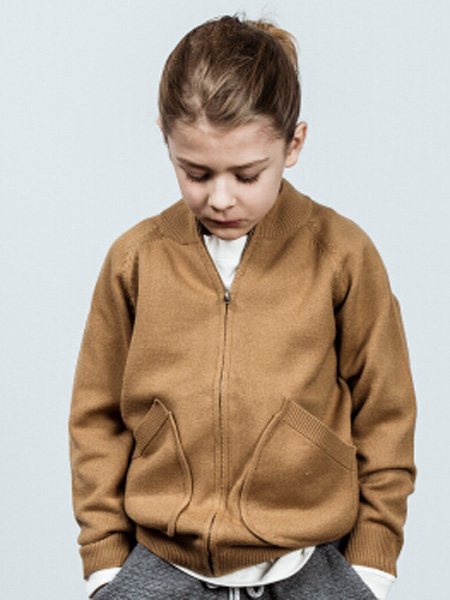 童装品牌2020秋冬棕色纯色外套