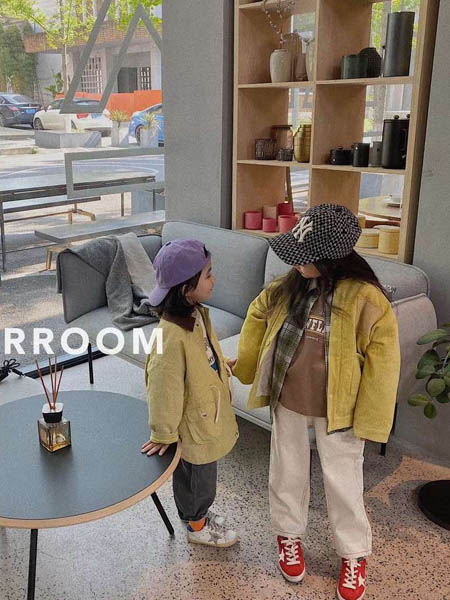 starroom童装品牌2020秋冬黄色保暖外套