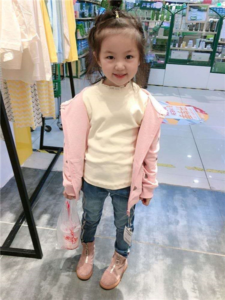 童装品牌2020秋冬粉色可爱外套