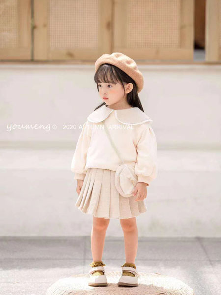 童装品牌2020秋冬白色长袖加绒针织衫